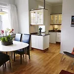 Ascot Apartments